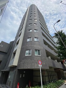 カスタリア初台の外観写真