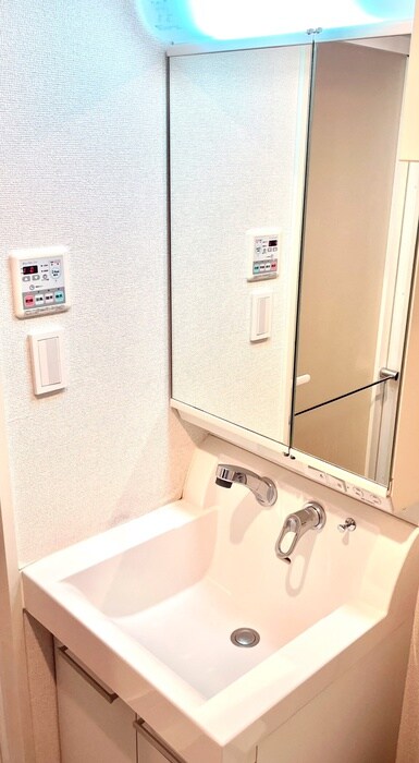 物件内観写真13　(洗面)