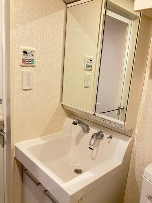 物件内観写真13　(洗面)