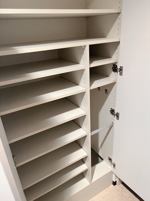 物件内観写真19　(靴箱)