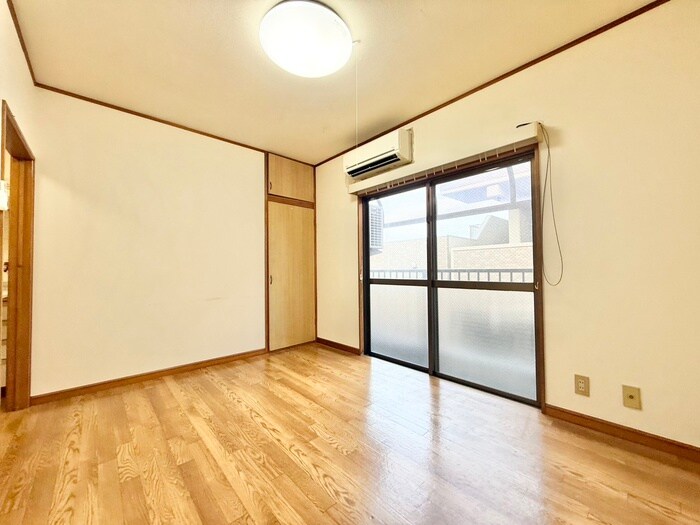 物件内観写真5　(居室)