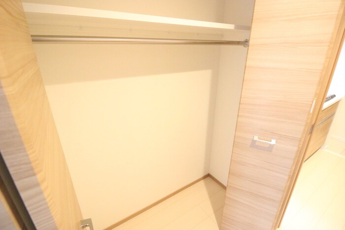 物件内観写真7　(収納)