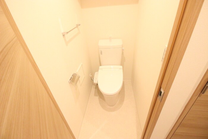 物件内観写真12　(トイレ)