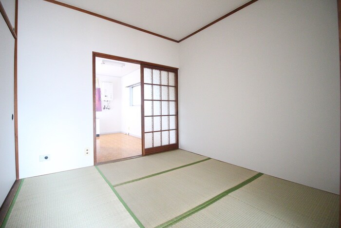 物件内観写真6　(居室)