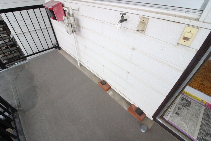 物件内観写真11　(洗濯機置場)