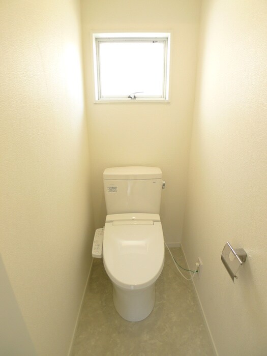 物件内観写真12　(トイレ)