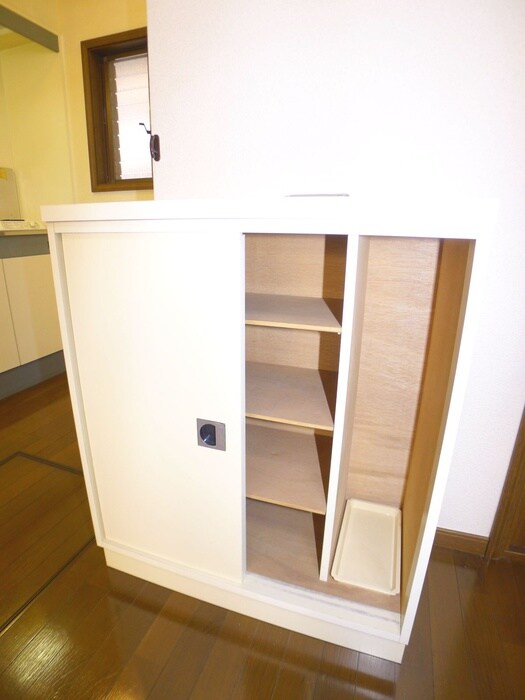 物件内観写真14　(靴箱)