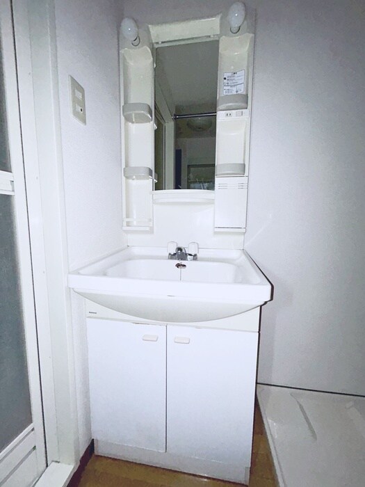 物件内観写真11　(洗面)