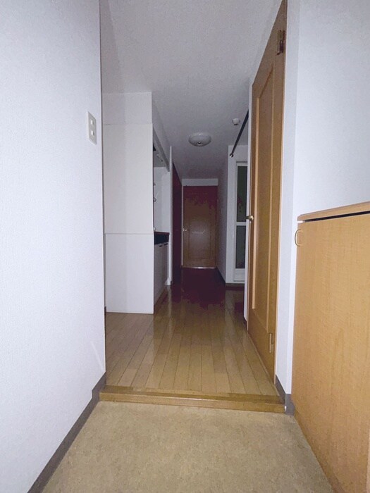 物件内観写真19　(廊下)