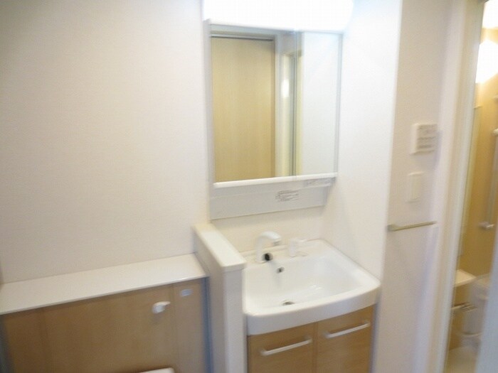 物件内観写真7　(洗面)