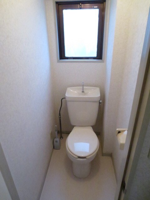 物件内観写真13　(トイレ)