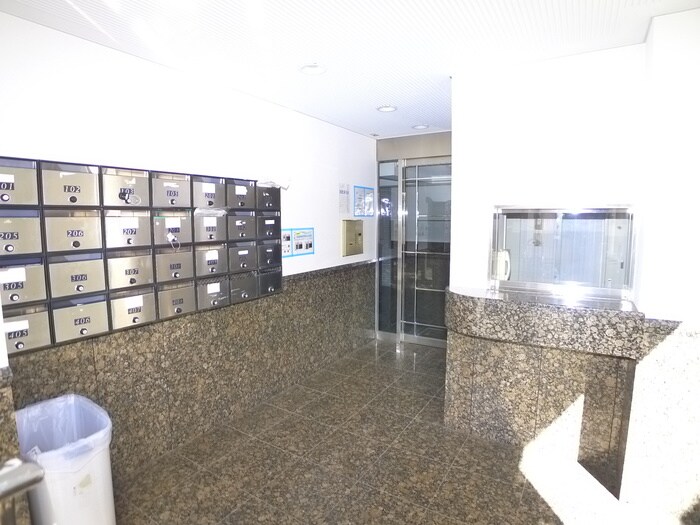 物件外観写真4　(建物設備)