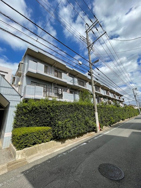 クレインパレス南大泉外観写真