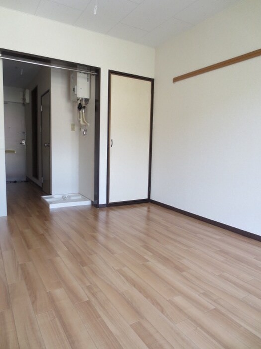 物件内観写真10　(居室)