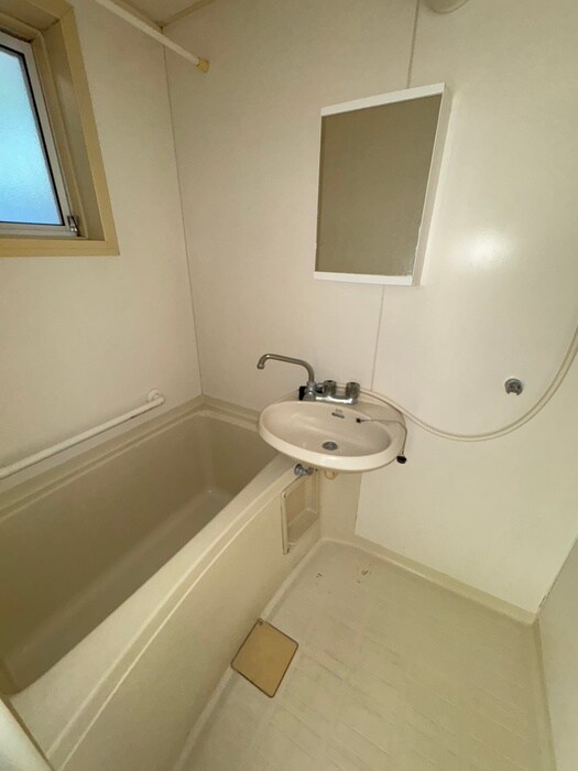 物件内観写真13　(バス／シャワールーム等)