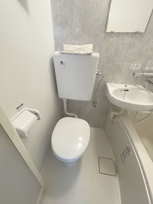 物件内観写真12　(トイレ)