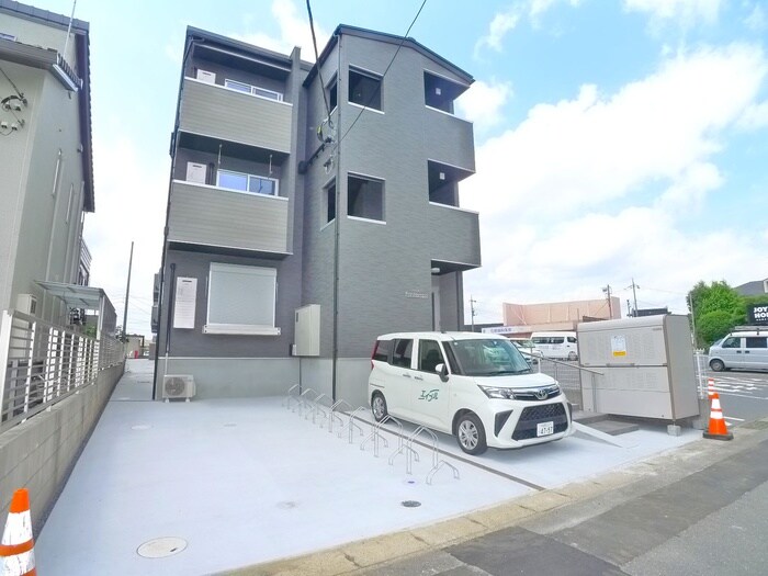 物件外観写真5　(駐輪場)