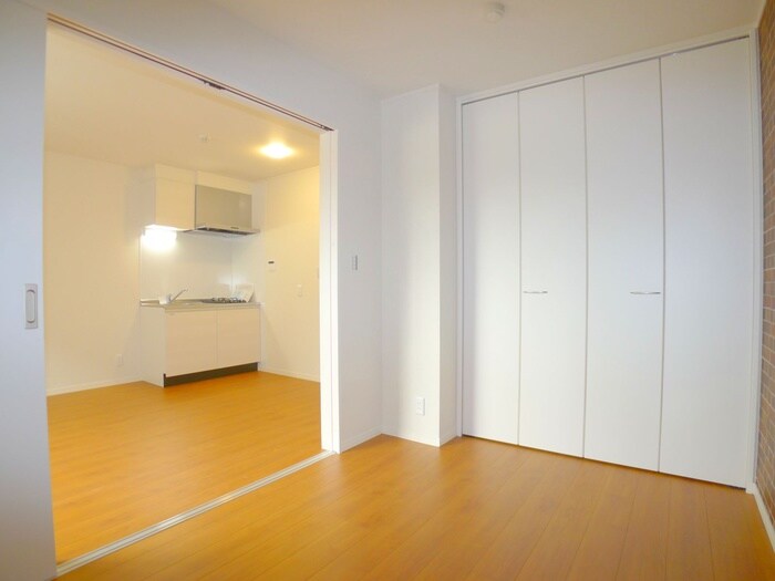 物件内観写真10　(居室)