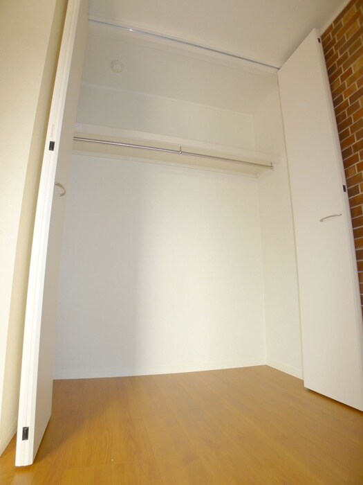 物件内観写真15　(収納)