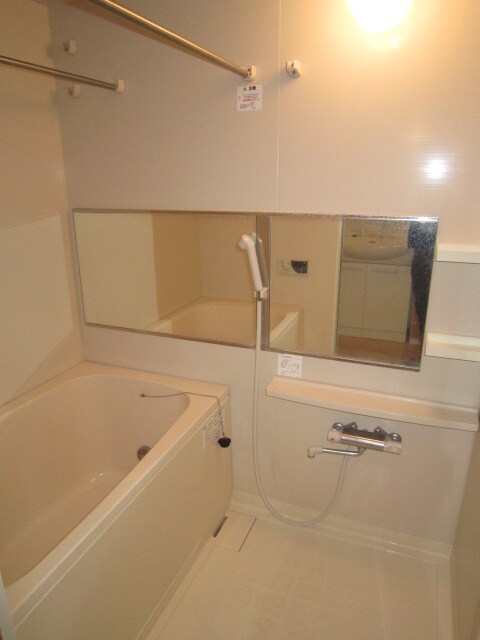 物件内観写真9　(バス／シャワールーム等)