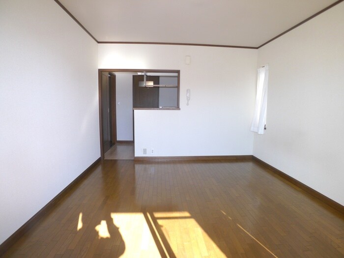 物件内観写真4　(居室)