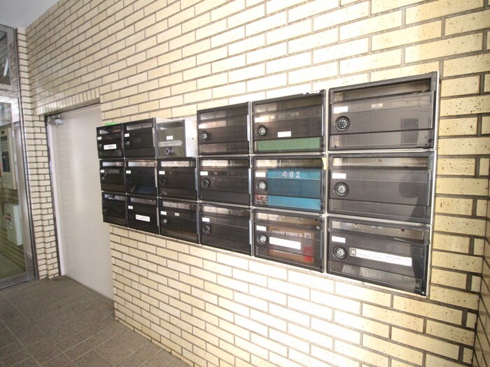 物件外観写真4　(建物設備)