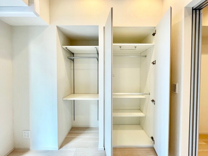 物件内観写真11　(収納)