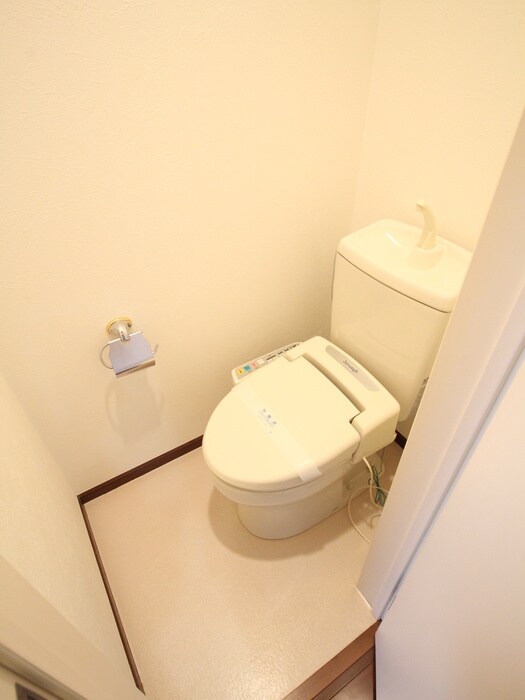 物件内観写真9　(トイレ)