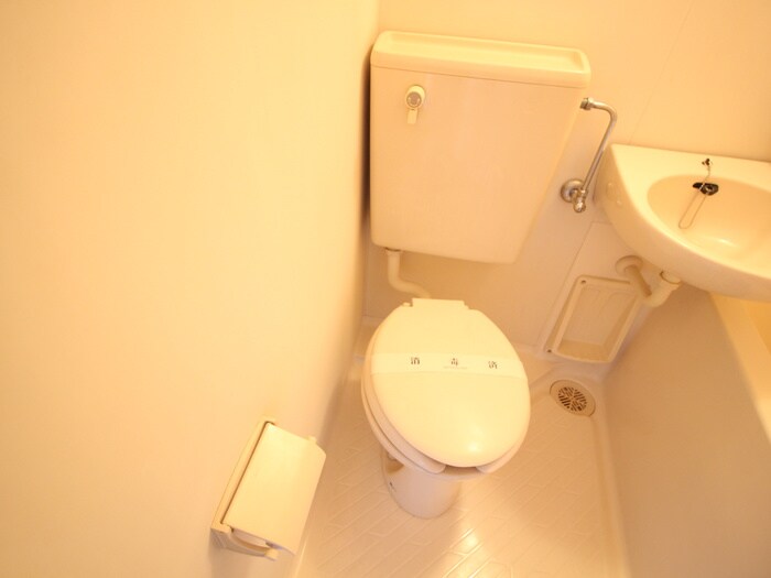 物件内観写真9　(トイレ)