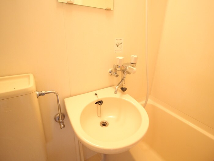 物件内観写真10　(洗面)