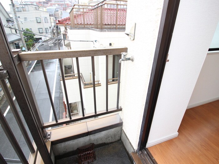 物件内観写真13　(洗濯機置場)