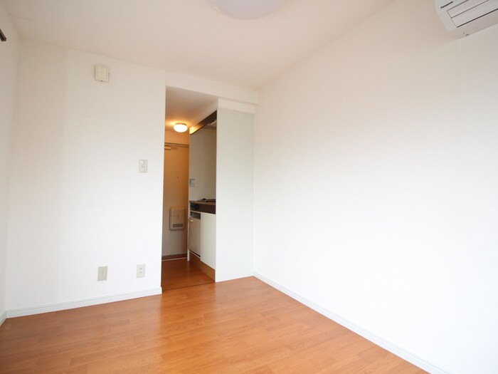 物件内観写真18　(居室)