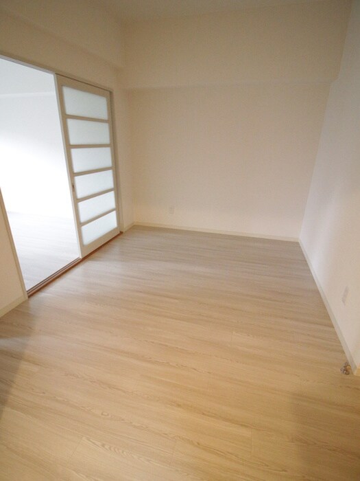 物件内観写真8　(内観写真)