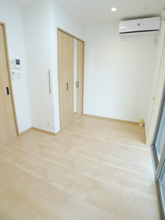 物件内観写真10　(居室)