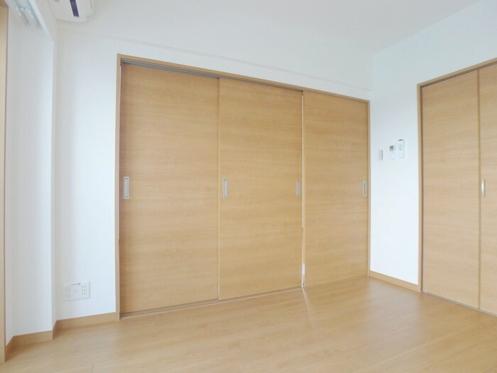 物件内観写真10　(居室)