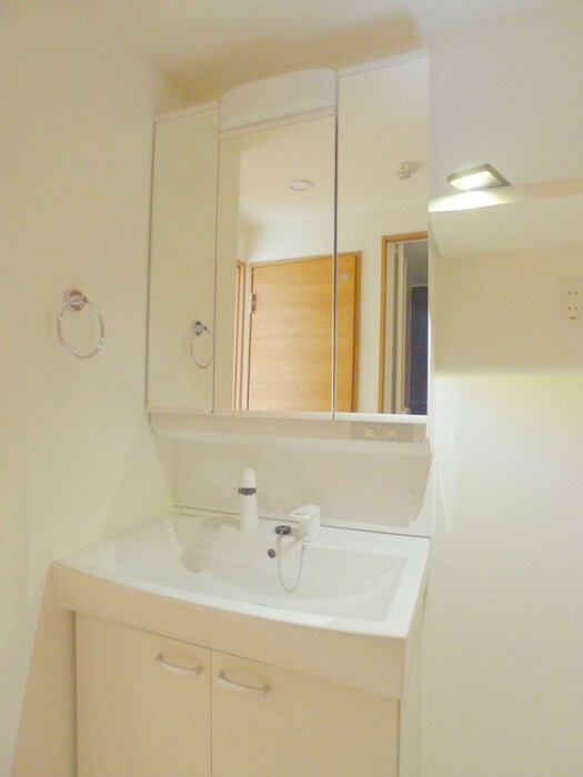 物件内観写真14　(洗面)