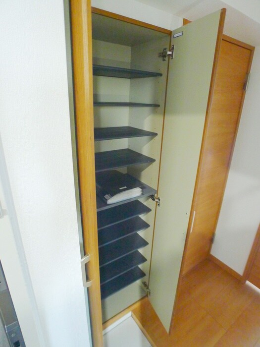 物件内観写真17　(靴箱)