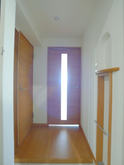 物件内観写真19　(廊下)