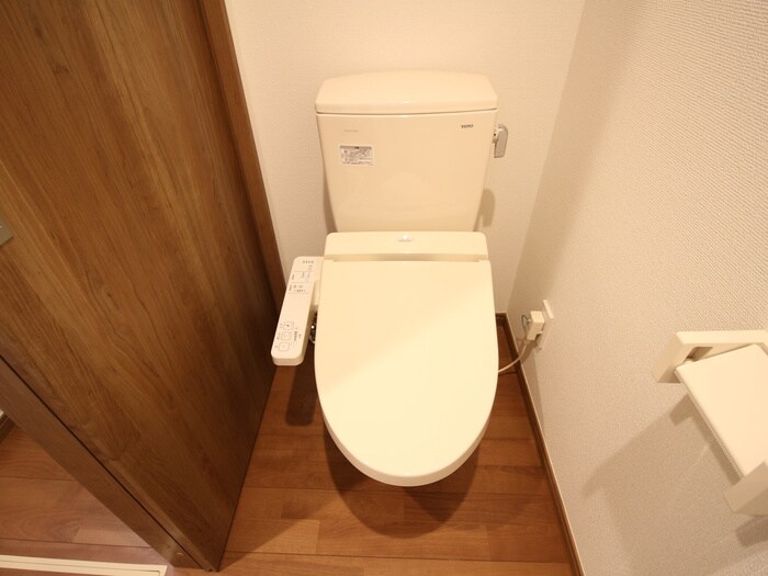 物件内観写真12　(トイレ)