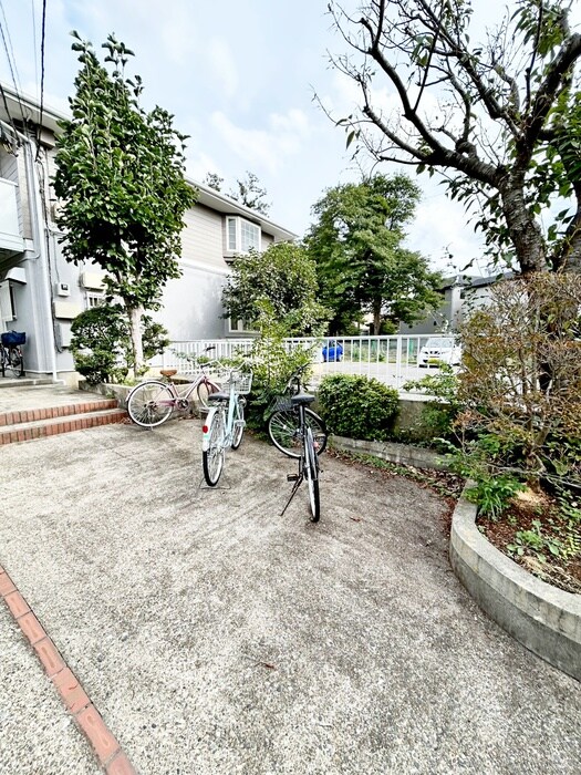 物件外観写真6　(周辺環境)