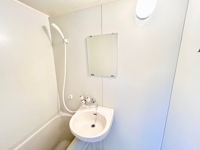 物件内観写真10　(洗面)