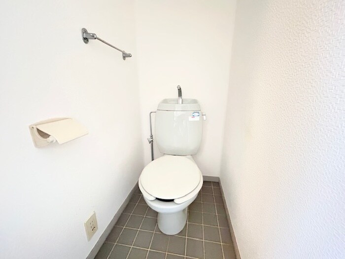 物件内観写真11　(トイレ)