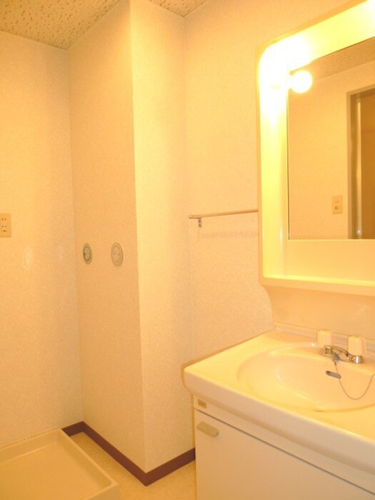 物件内観写真11　(洗面)