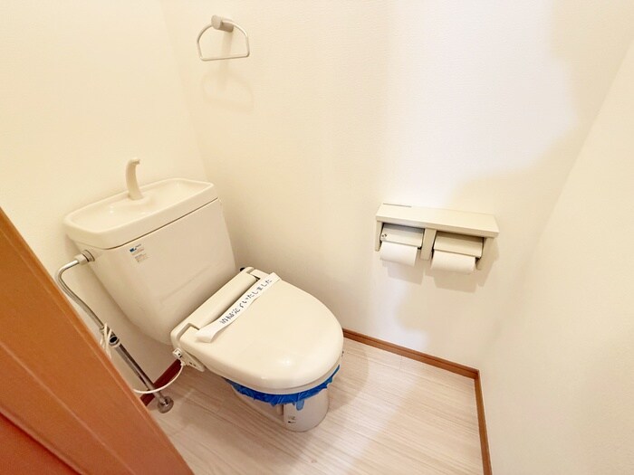 物件内観写真12　(トイレ)