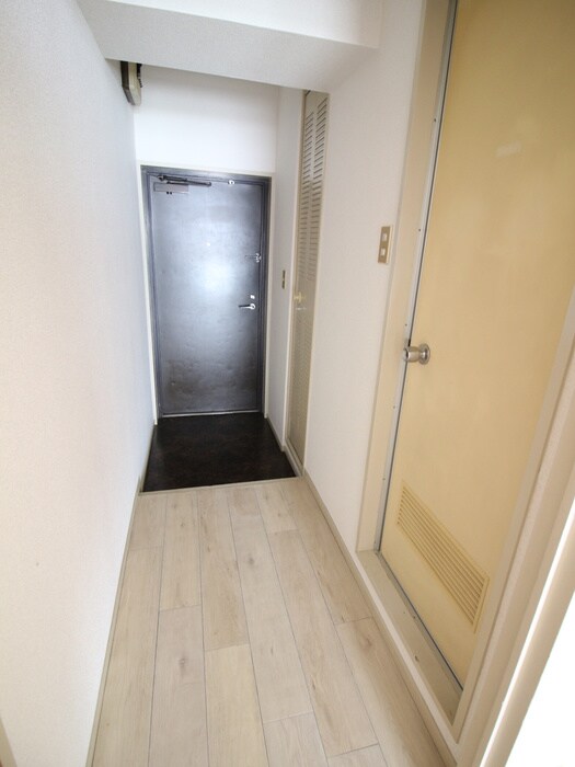 物件内観写真21　(玄関)