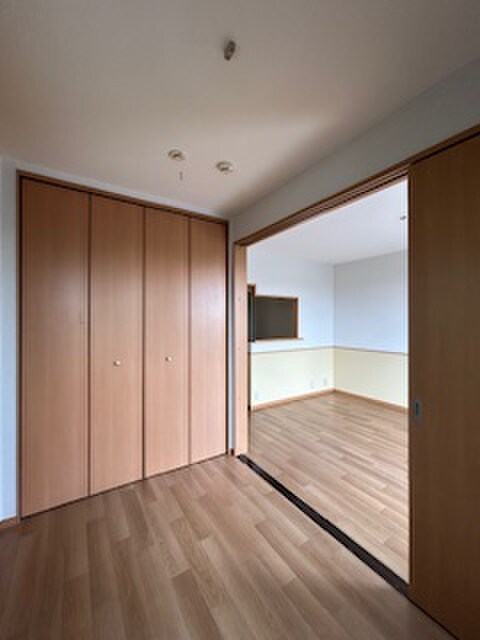 物件内観写真10　(居室)