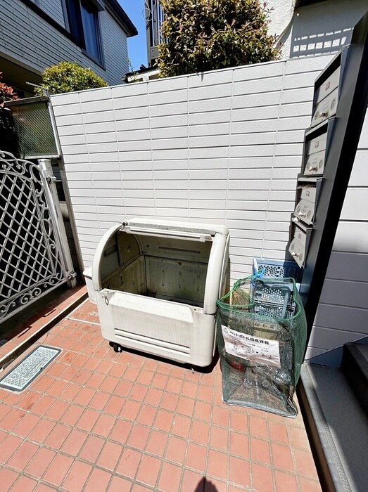 物件外観写真4　(建物設備)