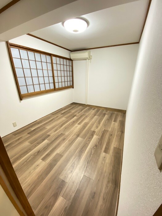 物件内観写真9　(居室)