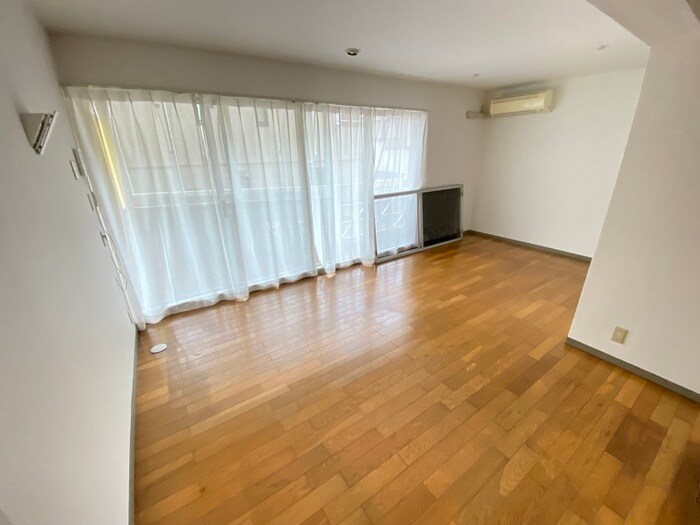 物件内観写真13　(居室)