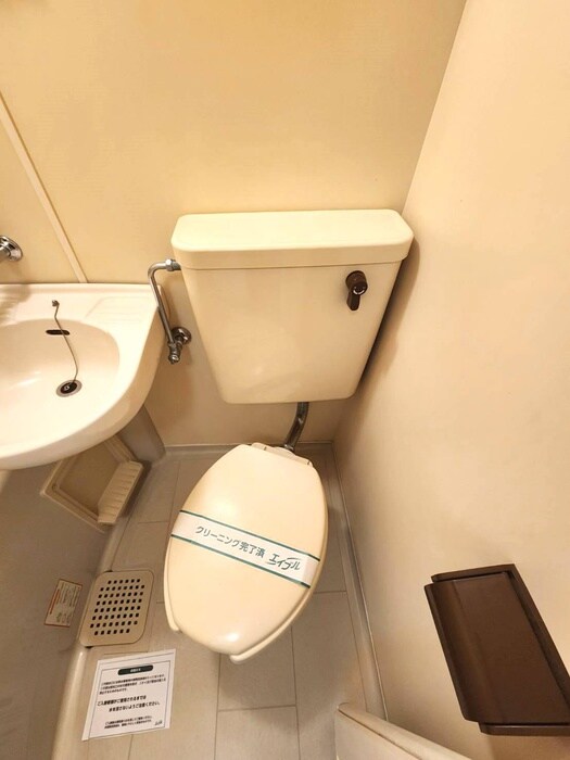 物件内観写真12　(トイレ)